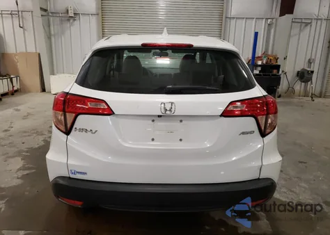 2018 Honda Hr-V Lx z USA, uszkodzony, nr VIN 3CZRU6H31JM709039
